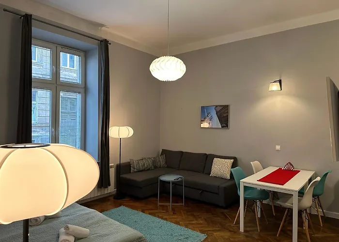 Perfect Place To Stay In Krakow City Center 36M2 W3